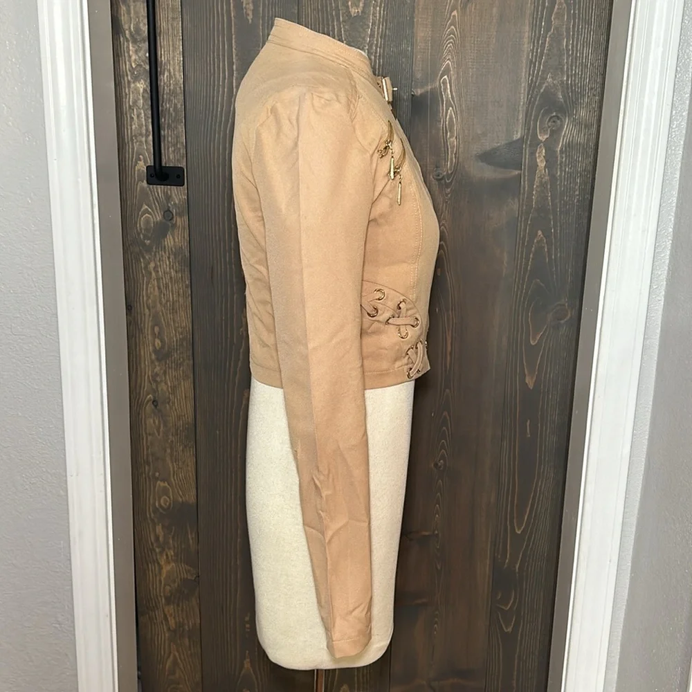 Light Zip up jacket - Picture 4 of 9
